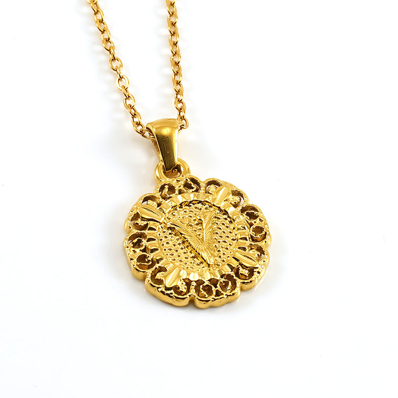 Wholesale Round 26 letter necklace pendant clavicle chain